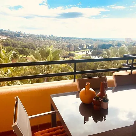 Penthouse With Sea And Golf Views 50m2 Terrace 2 Bedrooms 2 Bathrooms Elviria Апартаменти Марбелья