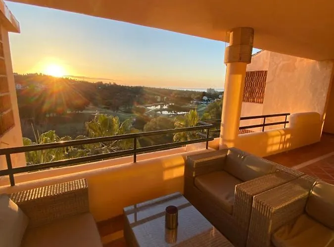 Penthouse With Sea And Golf Views 50m2 Terrace 2 Bedrooms 2 Bathrooms Elviria Apartment Marbella