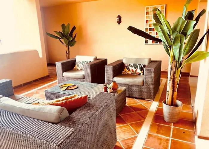 Penthouse With Sea And Golf Views 50m2 Terrace 2 Bedrooms 2 Bathrooms Elviria