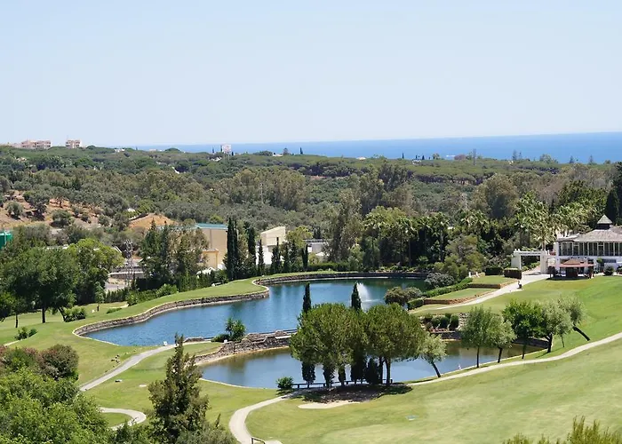 Penthouse With Sea And Golf Views 50m2 Terrace 2 Bedrooms 2 Bathrooms Elviria Apartment *