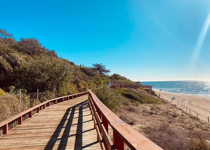 Penthouse With Sea And Golf Views 50m2 Terrace 2 Bedrooms 2 Bathrooms Elviria Apartment *