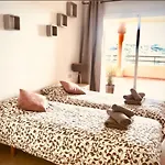 Penthouse With Sea And Golf Views 50m2 Terrace 2 Bedrooms 2 Bathrooms Elviria 公寓