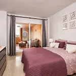 Penthouse With Sea And Golf Views 50m2 Terrace 2 Bedrooms 2 Bathrooms Elviria 马尔韦利亚