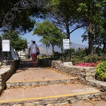 Penthouse With Sea And Golf Views 50m2 Terrace 2 Bedrooms 2 Bathrooms Elviria 아파트 *