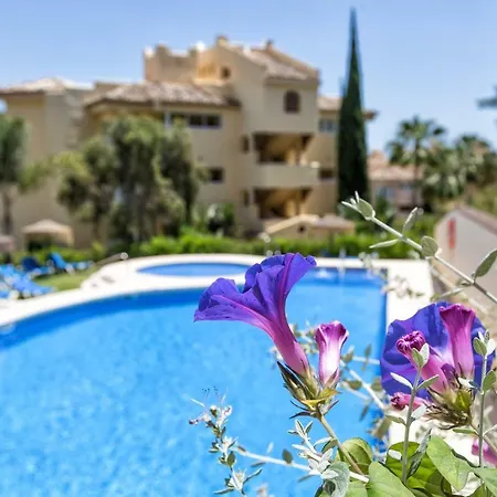 Penthouse With Sea And Golf Views 50m2 Terrace 2 Bedrooms 2 Bathrooms Elviria 아파트