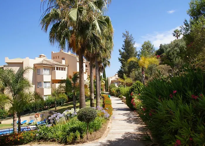 Penthouse With Sea And Golf Views 50m2 Terrace 2 Bedrooms 2 Bathrooms Elviria Appartement Marbella