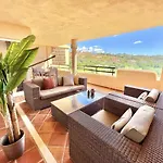 Penthouse With Sea And Golf Views 50m2 Terrace 2 Bedrooms 2 Bathrooms Elviria *